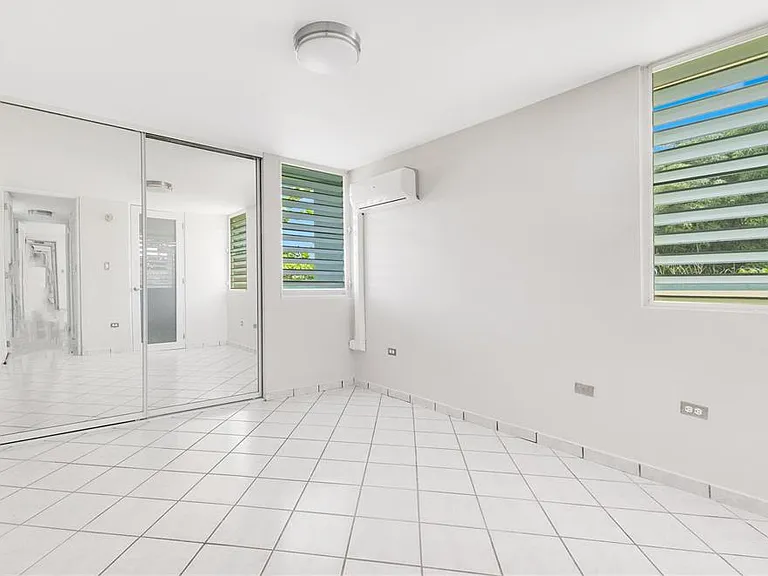 AVE. TRIOVEGABAJENO Cond. Torre Vista — Photo 15