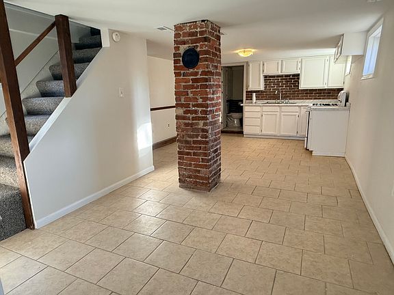 5th image of 11430 Burton St