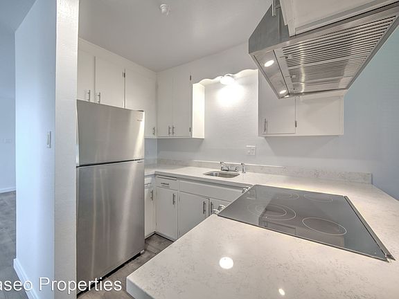 4th image of 408 Keller St