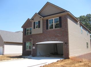 1417 Mossy Rock Ln, Knoxville, TN 37922