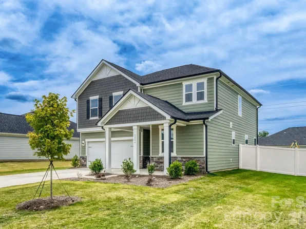 3244 Maya Ln, Midland, NC 28107
