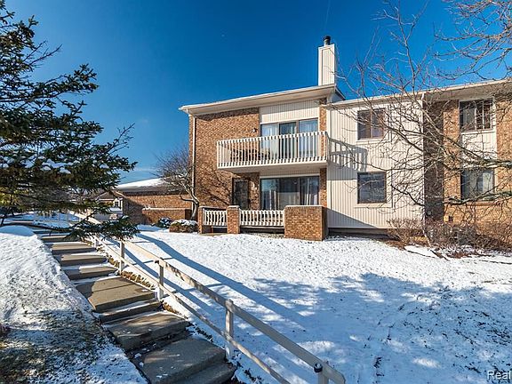 4th image of 6598 Maple Lakes Dr
