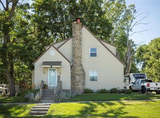 219 S Front St, Pleasant Hill, MO 64080