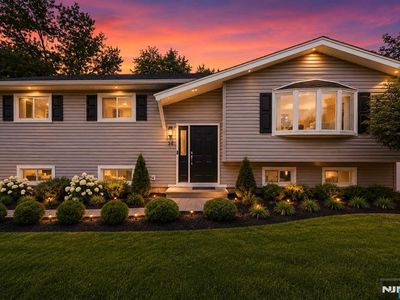 34 N Middletown Rd, Montvale, NJ, 07645