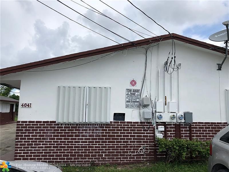 2nd image of 4041 SW 23rd St