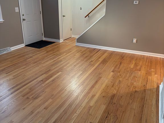 4th image of 104 Wilkinson Place Ext