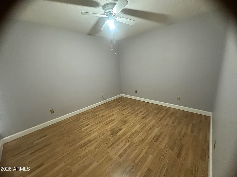 5208 S Hazelton Ln — Photo 4