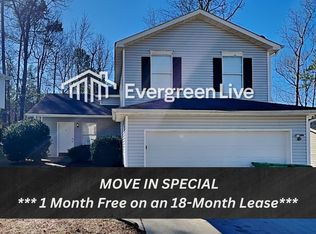 835 Plumbridge Ct, Lithonia, GA 30058