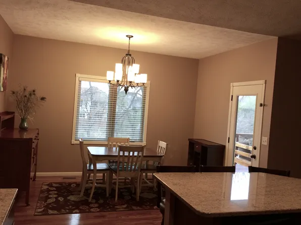 5340 N 11th St, Lincoln, NE 68521