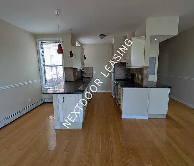 998 Broadway #4M — Photo 6