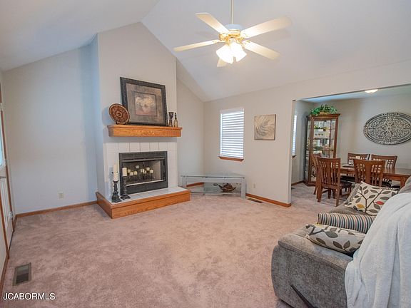 2nd image of 807 Kevin Dr