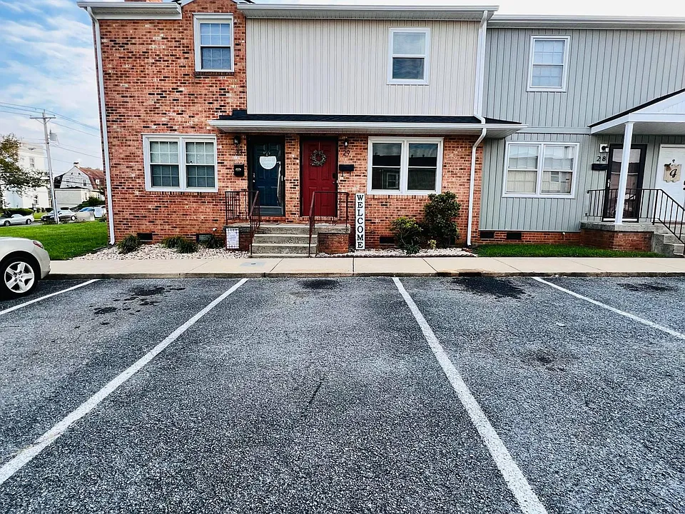 3501 Fort Ave #29