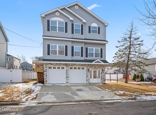 720 7th St, Union Beach, NJ 07735