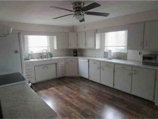 1st image of 442 S 4th Ave