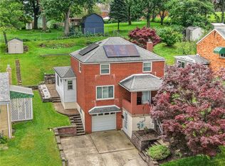 4457 Woodhill Dr, Homestead, PA 15120