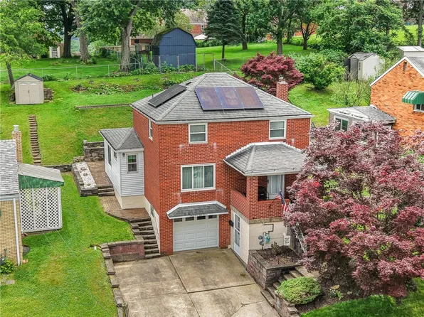 4457 Woodhill Dr, Homestead, PA 15120