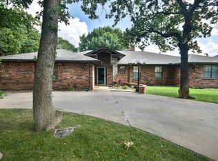 2102 Oak Hollow Rd, Duncan, OK 73533