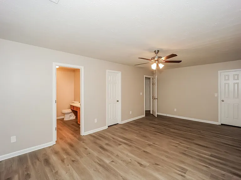 2534 Walter Way — Photo 10