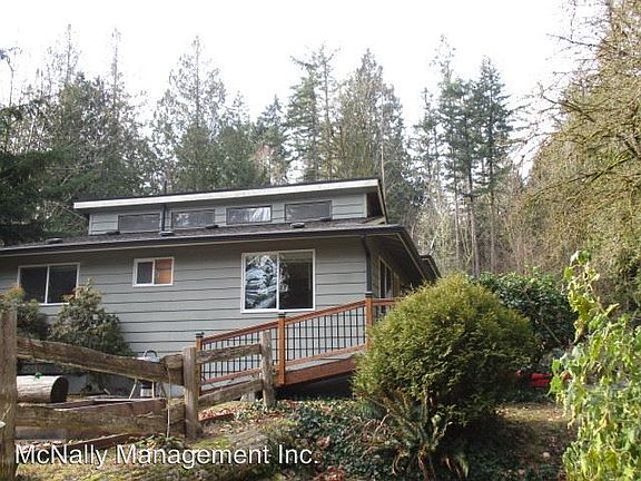 3rd image of 5011 93rd St NW Unit C