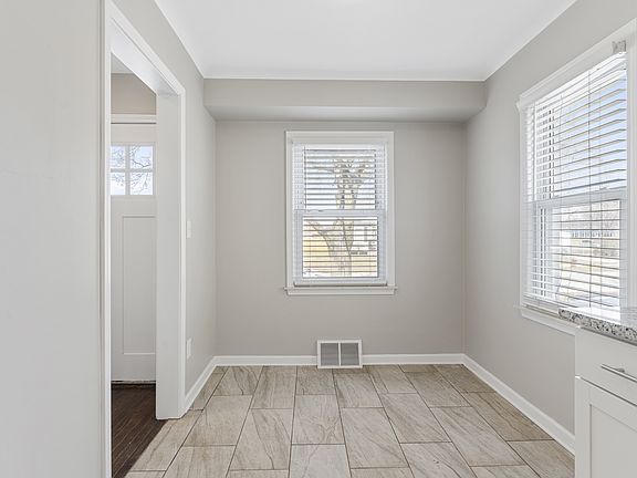 4th image of 1027 Leblanc St