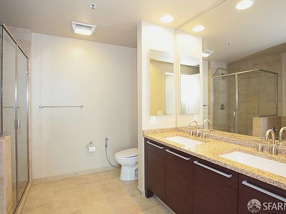 4th image of 425 1st St Unit 1403