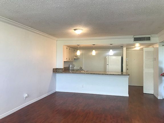 3rd image of 9001 SW 77th Ave APT C407