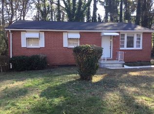 829 Sandy Creek Dr NW, Atlanta, GA 30331