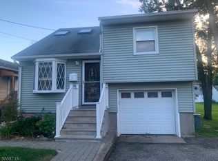 23 Ute Ave, Lake Hiawatha, NJ 07034