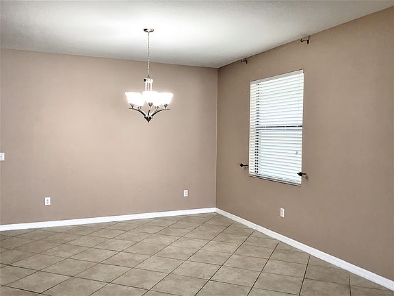 3rd image of 11016 Whittney Chase Dr