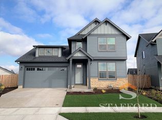 1334 Sunflower St, Woodburn, OR 97071