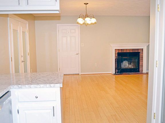 5th image of 4327 Bufflehead Dr