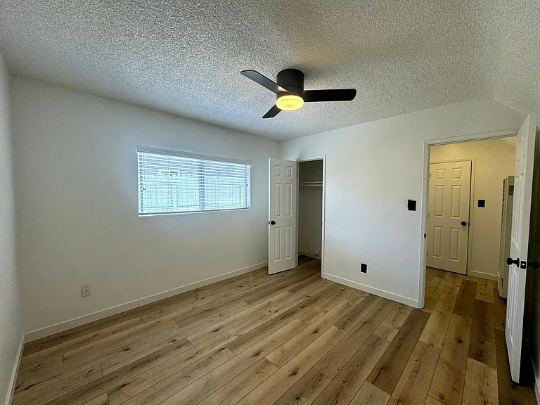 2535 Kansas Ave — Photo 23