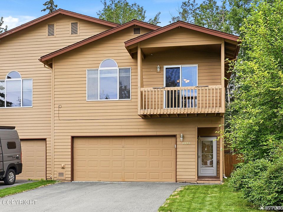 1st image of 8924 Northwood Park Cir
