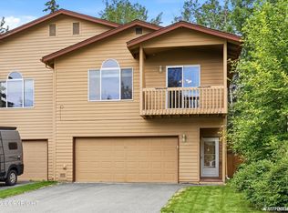 8924 Northwood Park Cir, Eagle River, AK 99577