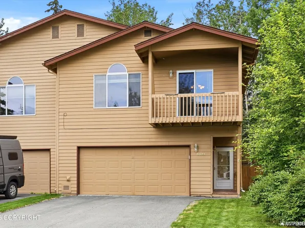 8924 Northwood Park Cir, Eagle River, AK 99577