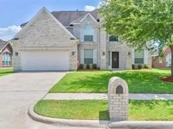 1621 N Yellowstone Dr, Deer Park, TX 77536