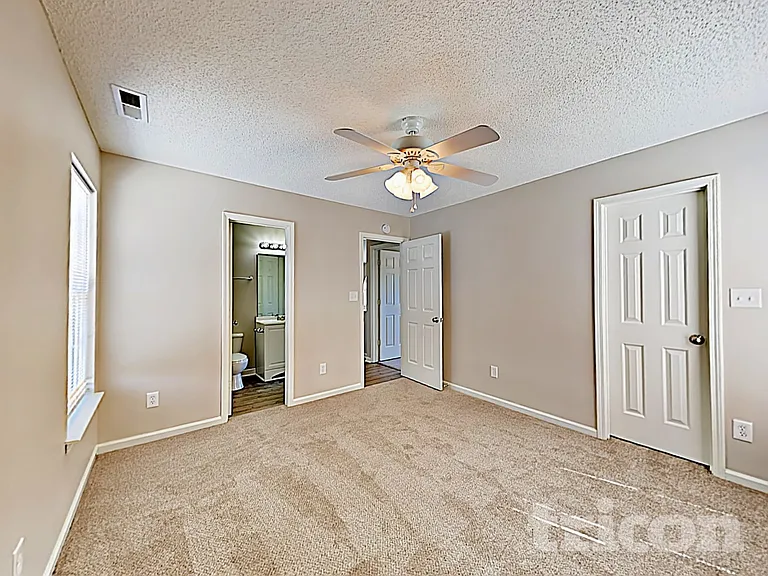 4310 Windjammer Ct SW — Photo 10