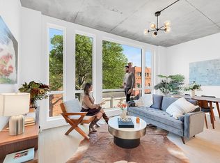228 Vanderbilt Ave #3B, Brooklyn, NY 11205