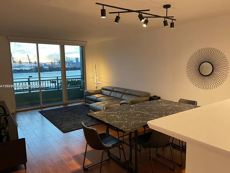 90 Alton Rd #908 — Photo 3