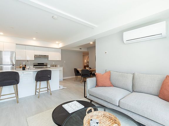 5th image of 1300 Junction Ave #1557616