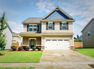1028 Blind Brook Cir, Hoschton, GA 30548