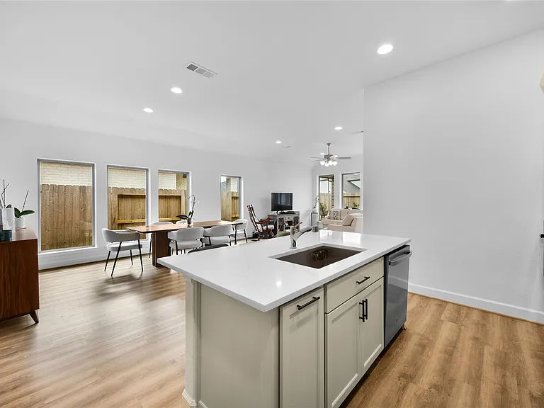 31243 Riley Heights Dr — Photo 21