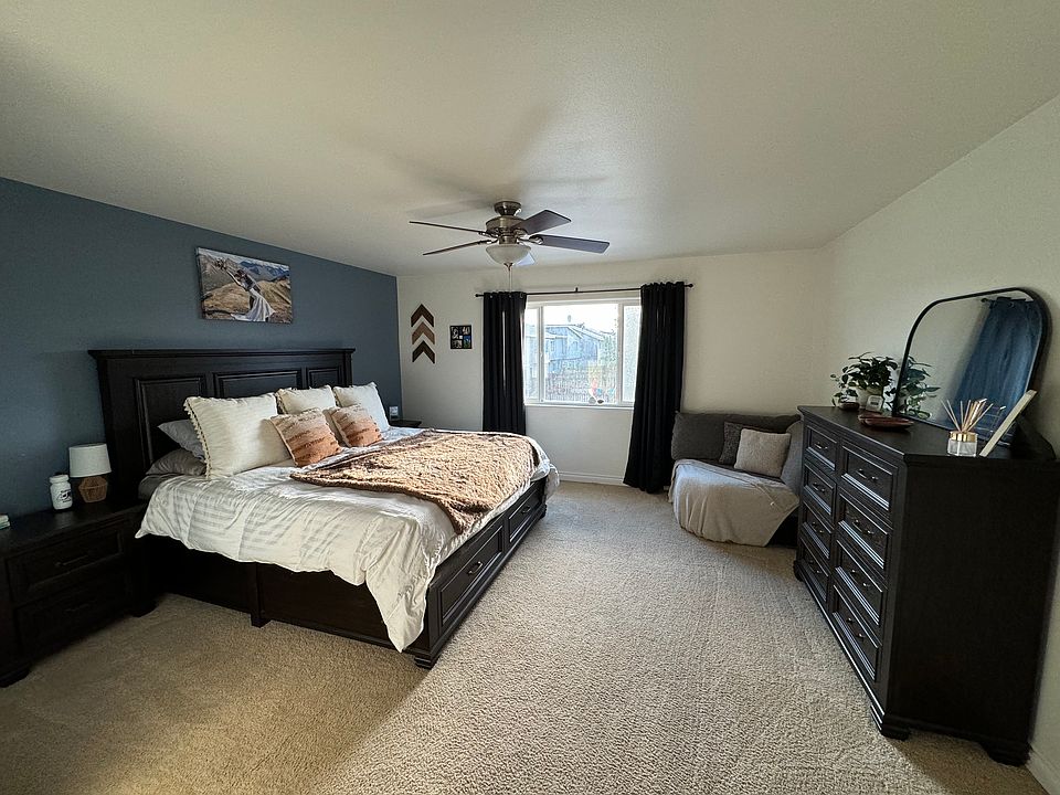 1st image of 297 Skwentna Dr #13