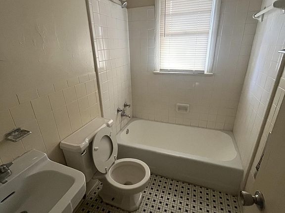 5th image of 7721 2nd Ct N #208