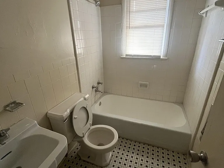 7721 2nd Ct N #208 — Photo 5