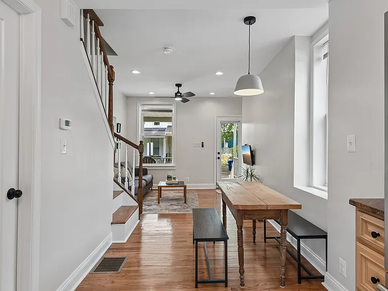 612 Harding Pl — Photo 9