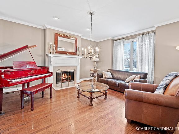 3rd image of 38 N Lincoln Ave