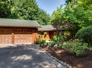 1015 Sher Ln, Lake Oswego, OR 97034