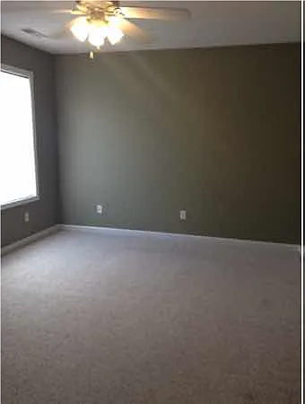 2632 E Oaklawn Ct — Photo 5