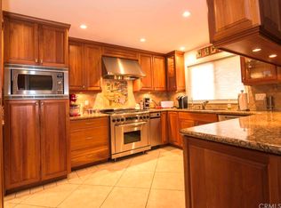 7842 Connie Dr, Huntington Beach, CA 92648